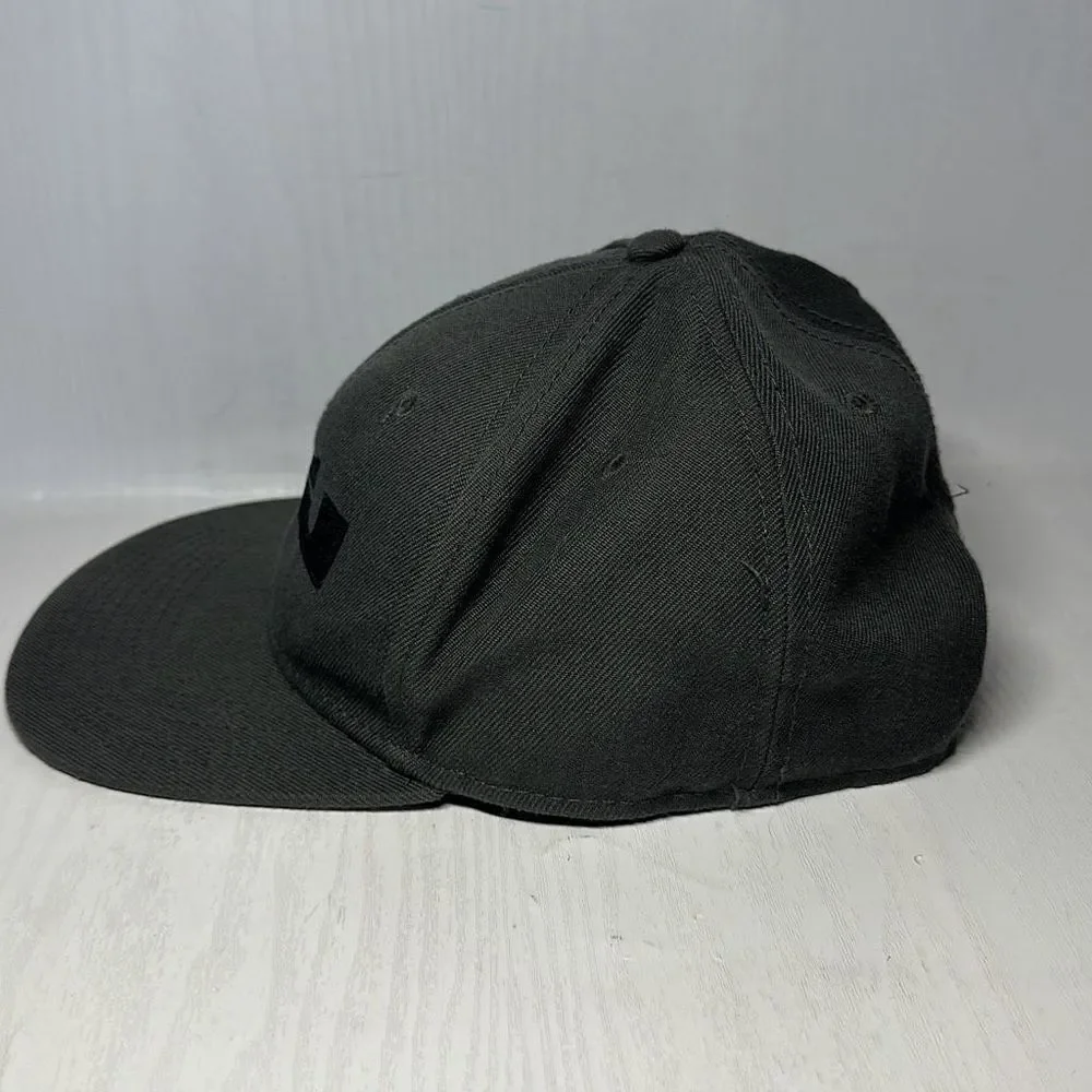 LeBron James Logo Gray Black SnapBack Hat Cap Otto‎ 85% Acrylic 15% Wool